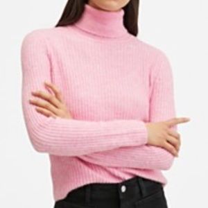 MANGO Women's knit turtleneck sweater - NEW WITH TAGS